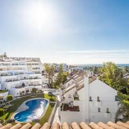 Nueva Andalucia - Atico Con Piscina Apartment Marbella